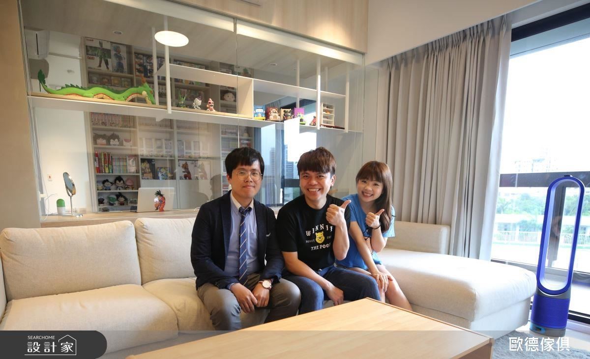 歐德設計師曾俊傑與蔡阿嘎夫妻開心合影。 歐德設計師曾俊傑與蔡阿嘎夫妻開心合影。