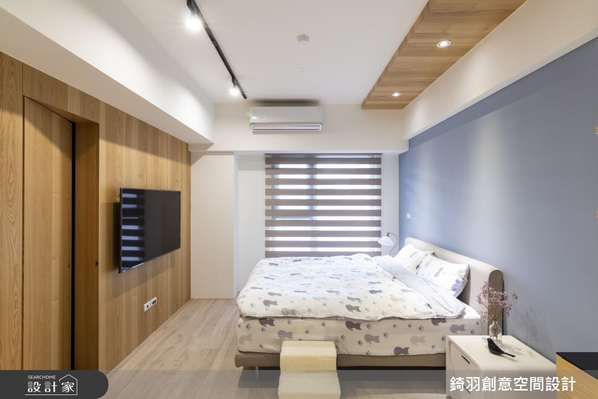 25 坪 Loft 風住宅的屋主,從預售屋客變時期就請來設