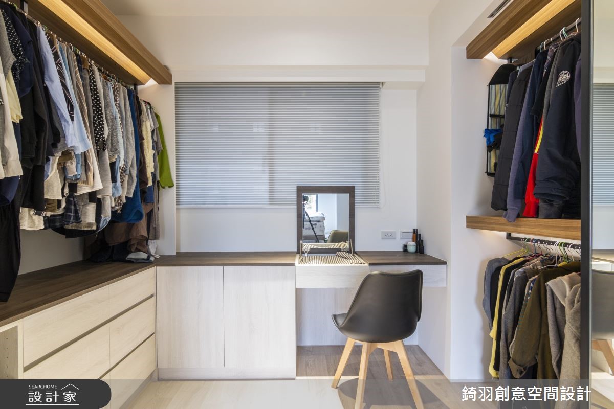 25 坪 Loft 風住宅的屋主,從預售屋客變時期就請來設