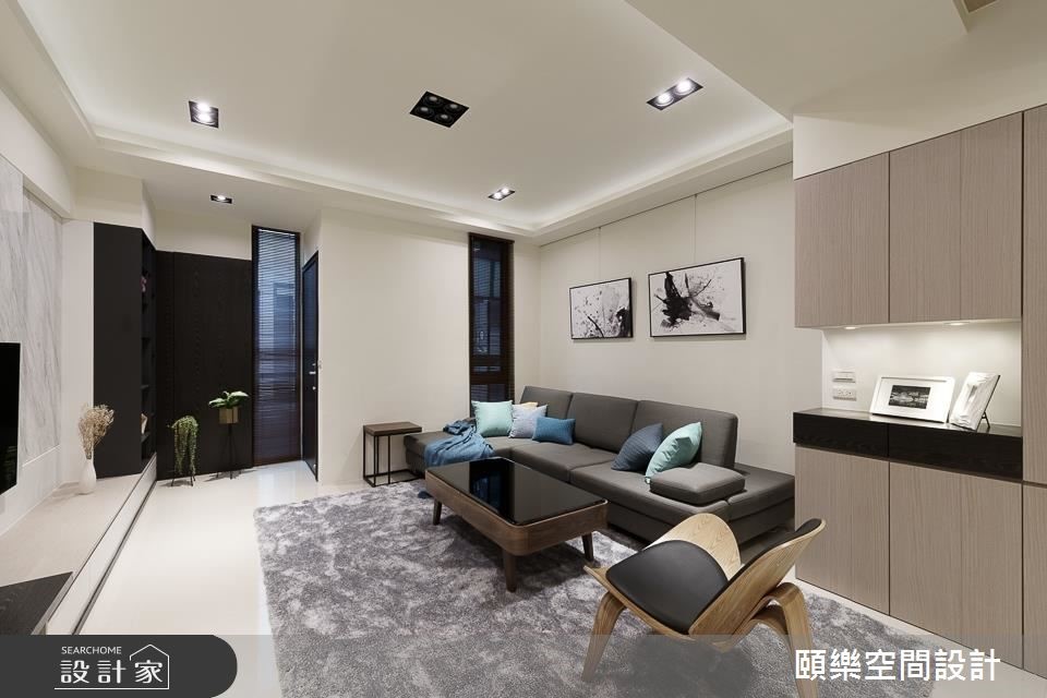 60坪的透天宅邸,清新明亮的淺白基底,陪伴著優雅灰階