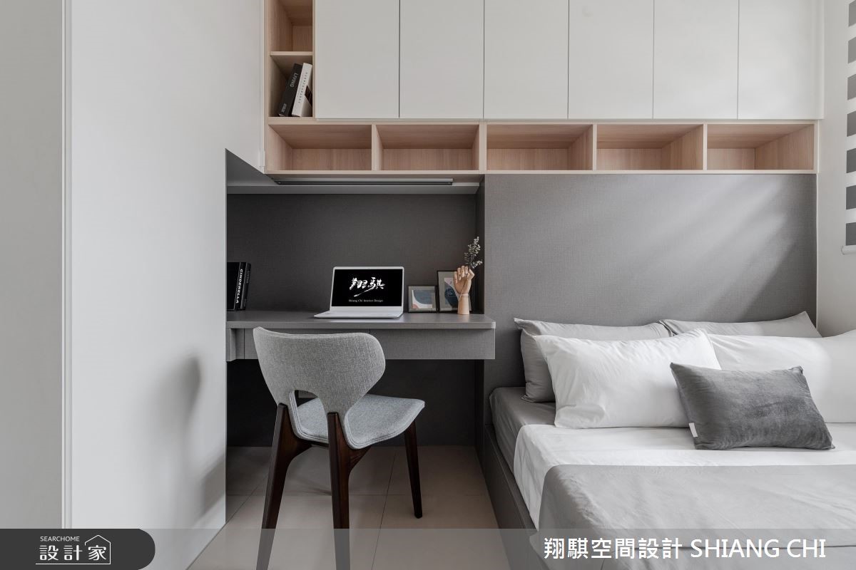 26 坪現代風居家,採以深灰色為背景,搭配輕柔的軟裝