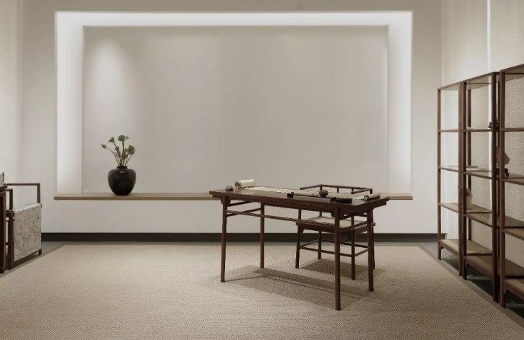 對於設計師來說,每年的九月份,就是一場戰役,走斷腿