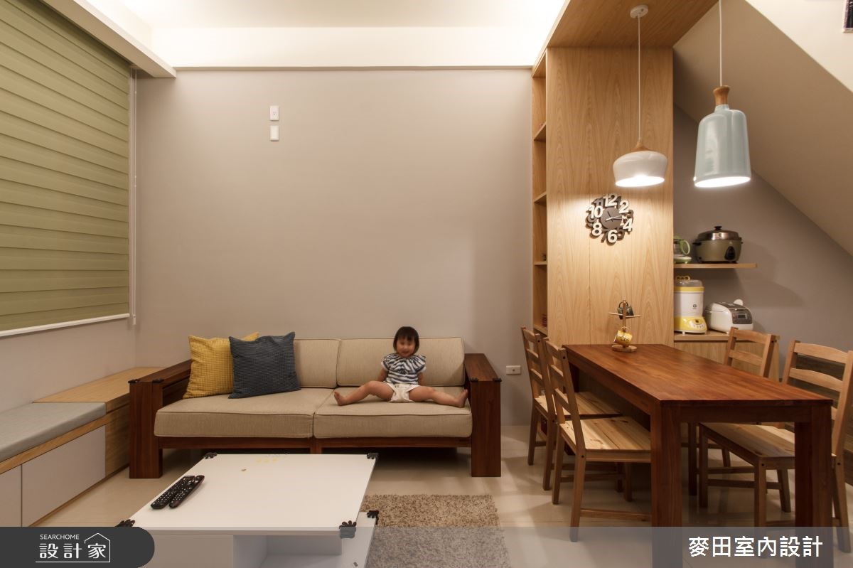 屋主帶著一家大小回鄉轉業,入住這間48坪的透天厝打造