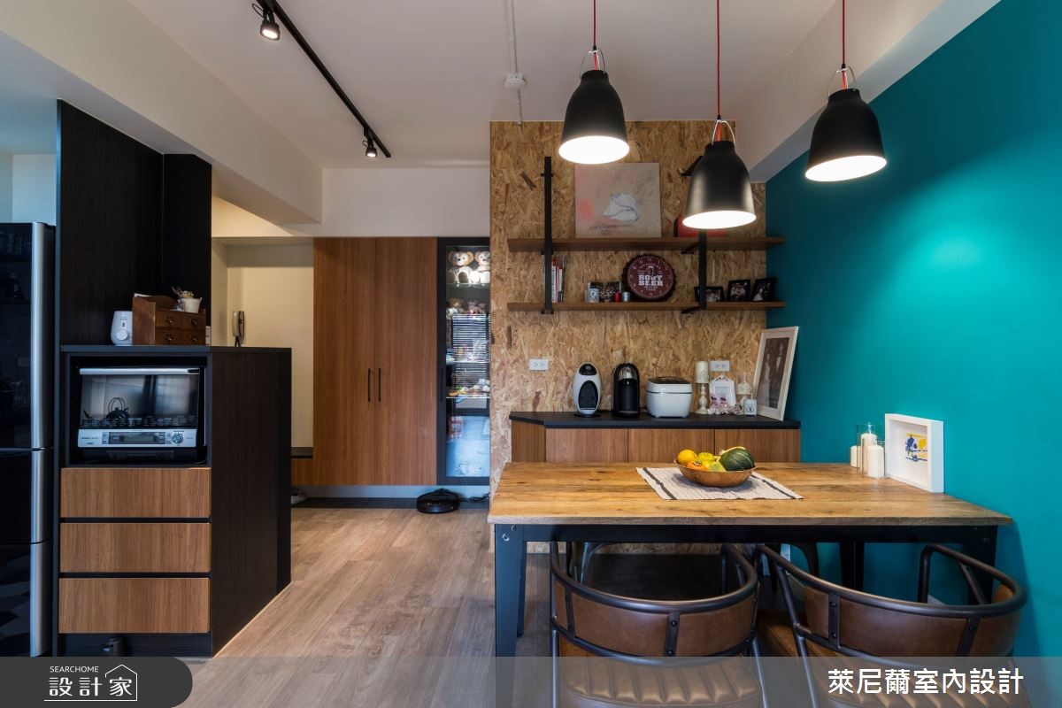 26 坪中古屋,設計師以 Loft 風為基底整頓屋況,將水