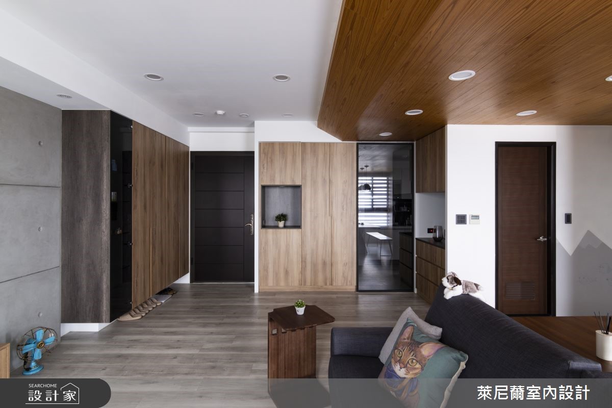 這間28坪的居家,在預售屋時即配合屋主做客變設計,透