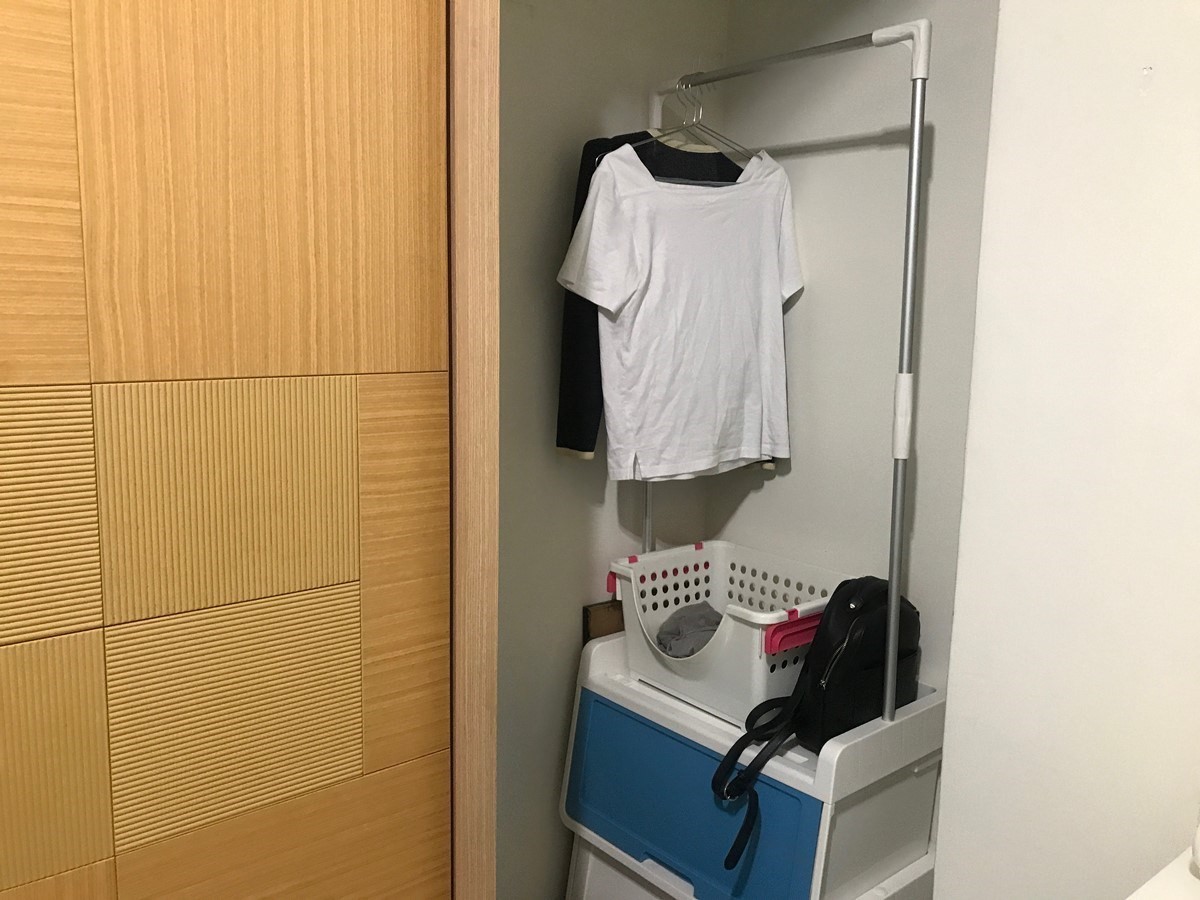 玄關或衣櫥旁都適合設置一日穿衣區。 玄關或衣櫥旁都適合設置一日穿衣區。