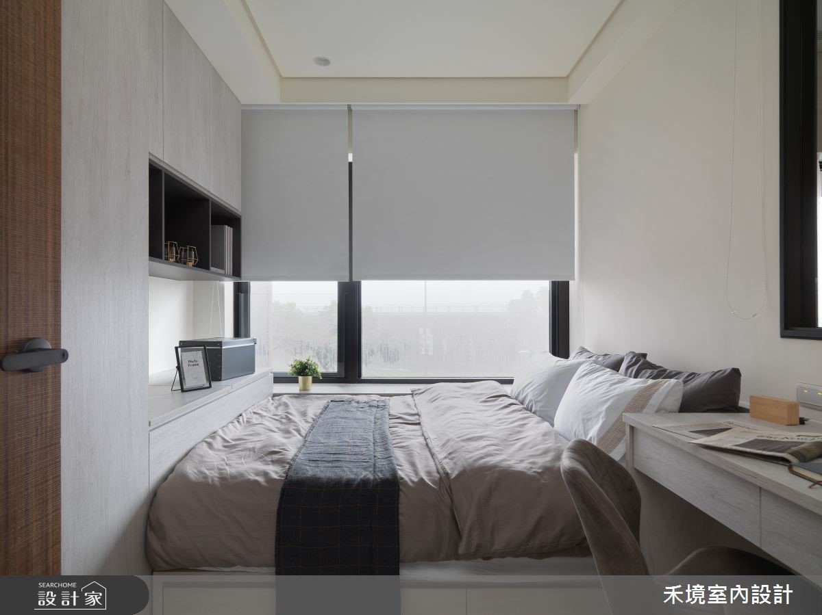 14 坪小居家,設計師不做過度繁複的裝修,僅透過壁材