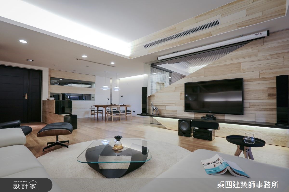 55坪現代風住家,藉由深淺對比、天然紋理的木質調,鋪