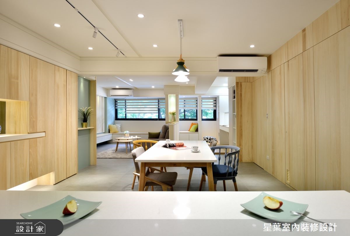 30 年老屋陳舊的格局縮小了室內坪數,動線及採光不佳