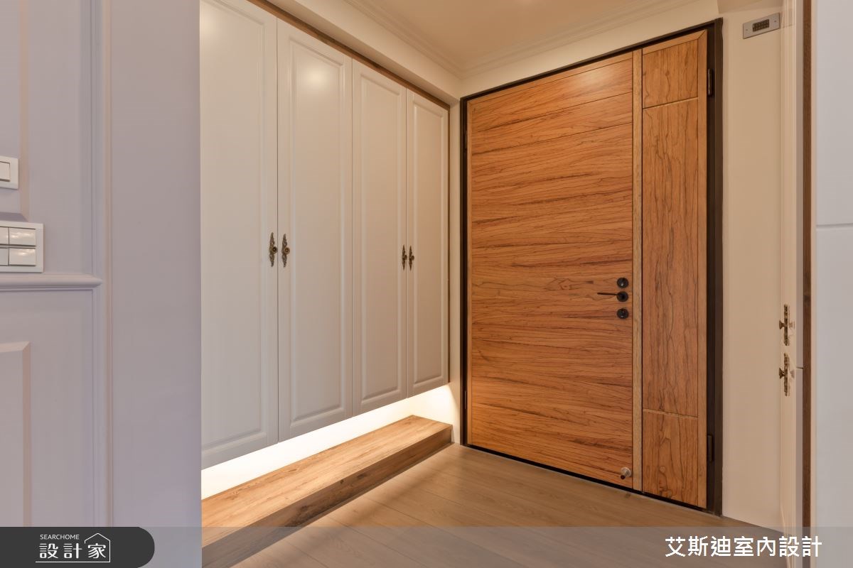 屋主夫婦平時身處於高壓工作環境,期望下班回家看見一