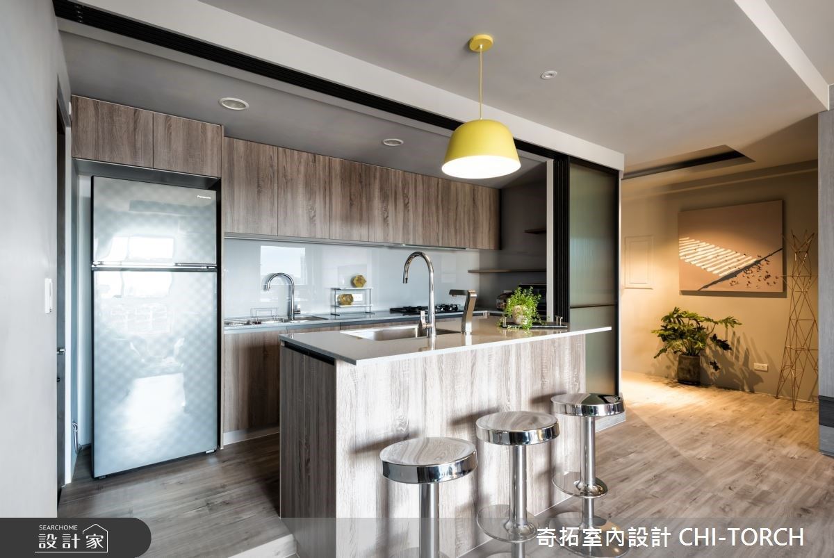 38坪的四口之家,與狗狗同住於中和區的單層公寓,設計