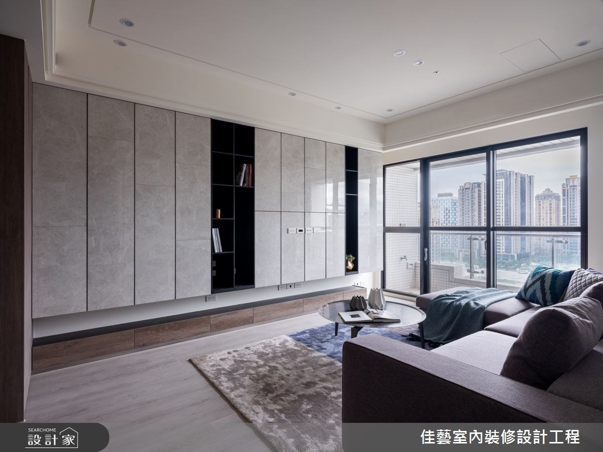 捨棄繁複的裝飾,這間 30 坪的現代風住宅,透過大面積