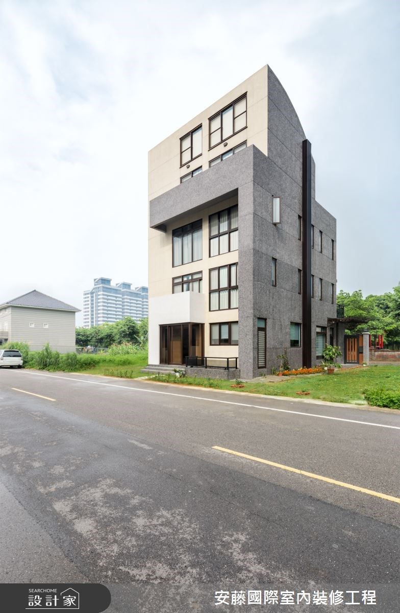 台灣對於建造小住宅,很少能跳脫傳統風格的約束,此次