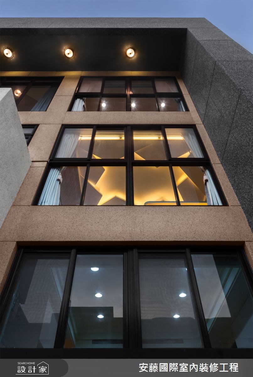 台灣對於建造小住宅,很少能跳脫傳統風格的約束,此次