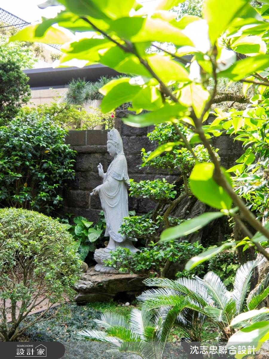 300坪場域,前身為老屋空間,設計師承襲其獨特地理位