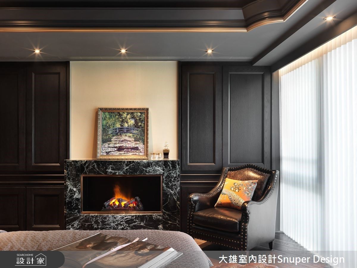保留建築體最極簡的線條與氣度,讓室內的材質特性、藝