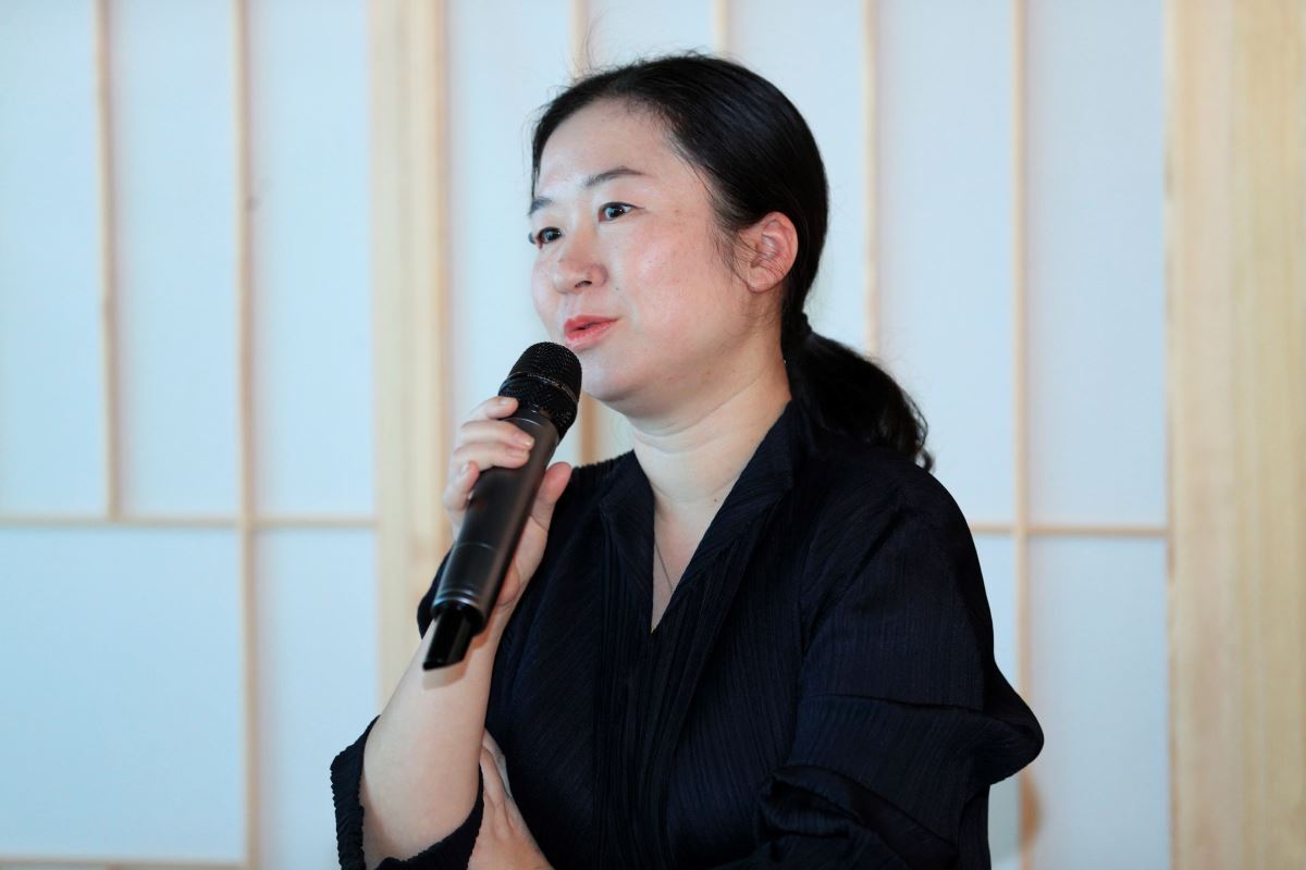 發佈會主持人:“ 設計之春 ”傳播顧問、獨立策展人顏宓 發佈會主持人:“ 設計之春 ”傳播顧問、獨立策展人顏宓