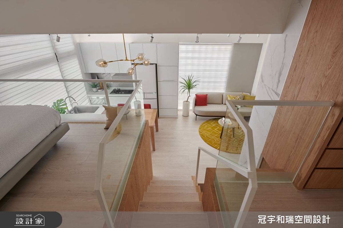 透過設計師的巧手,11坪的居家空間,不僅同時擁有兩個