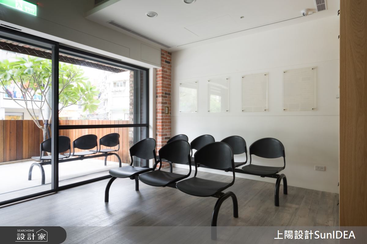 30坪老屋以鄉村風改造為中醫診所,設計師引用復古質樸