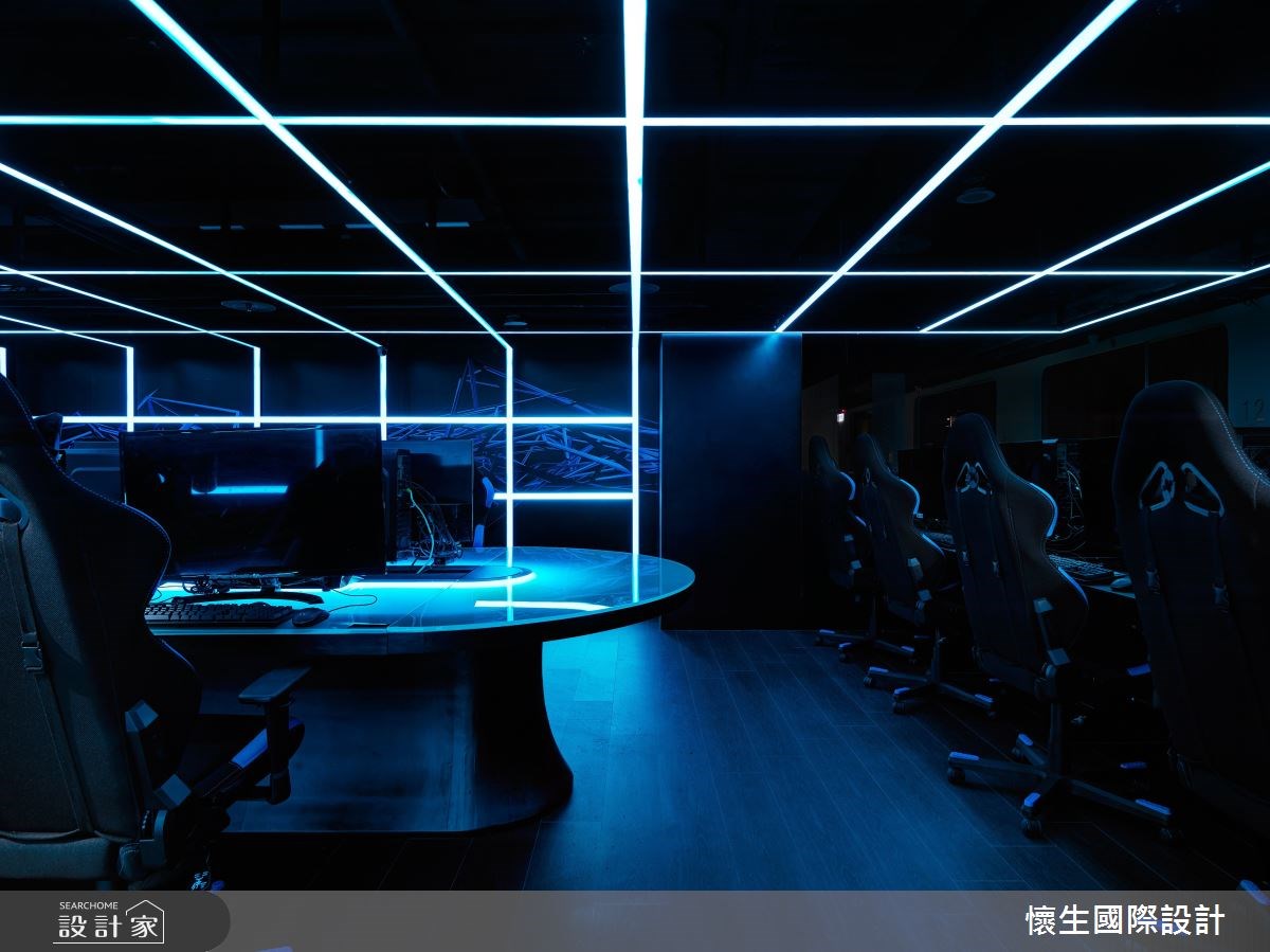 電影《創:光速戰記》中的未來感世界,科幻得令人目眩
