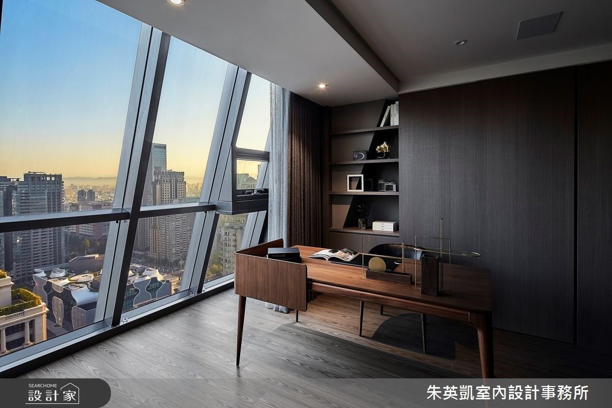 此案是屋主與設計師第二次合作,由於屋主長期在國外經