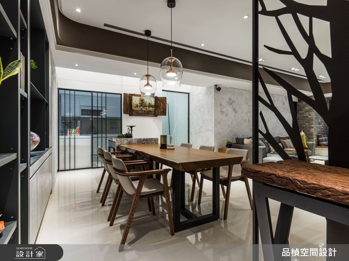 46 坪現代風住宅的屋主是一名插花老師,平日喜愛品茗