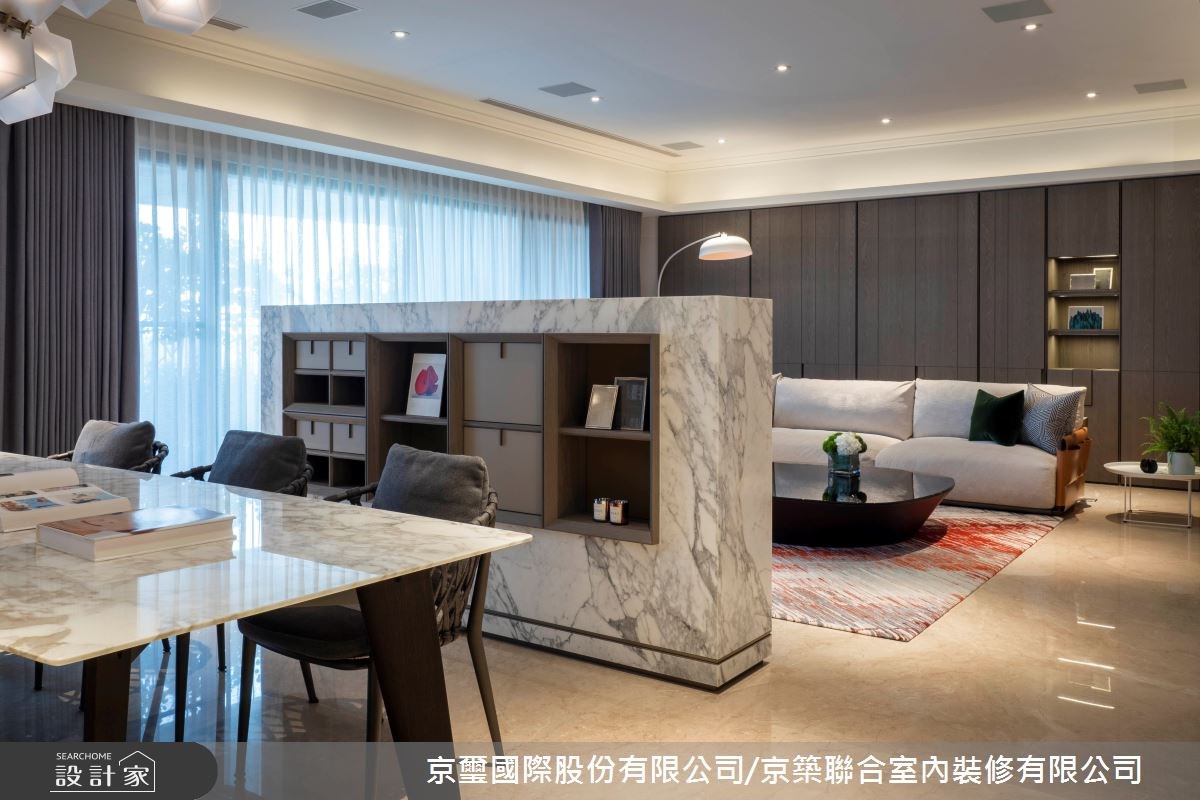 150 坪的單層宅邸,屋主夫妻帶著一雙兒女即將開啟新的
