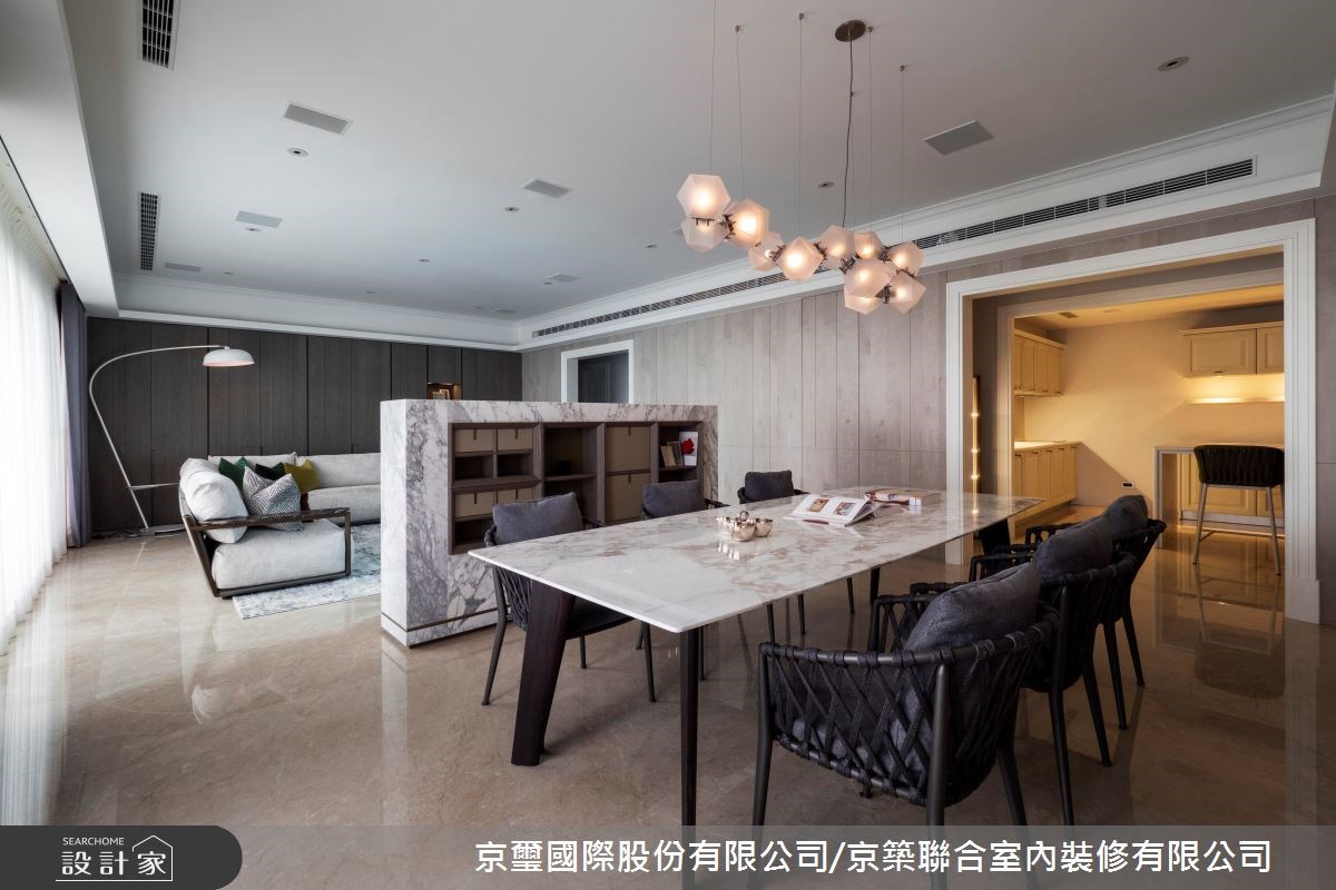 150 坪的單層宅邸,屋主夫妻帶著一雙兒女即將開啟新的