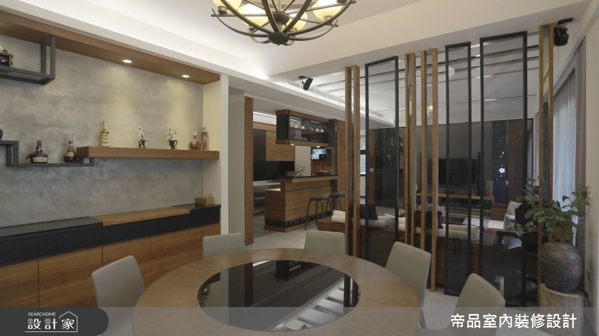 120 坪透天別墅,設計師以溫泉飯店級規格做規劃,於空
