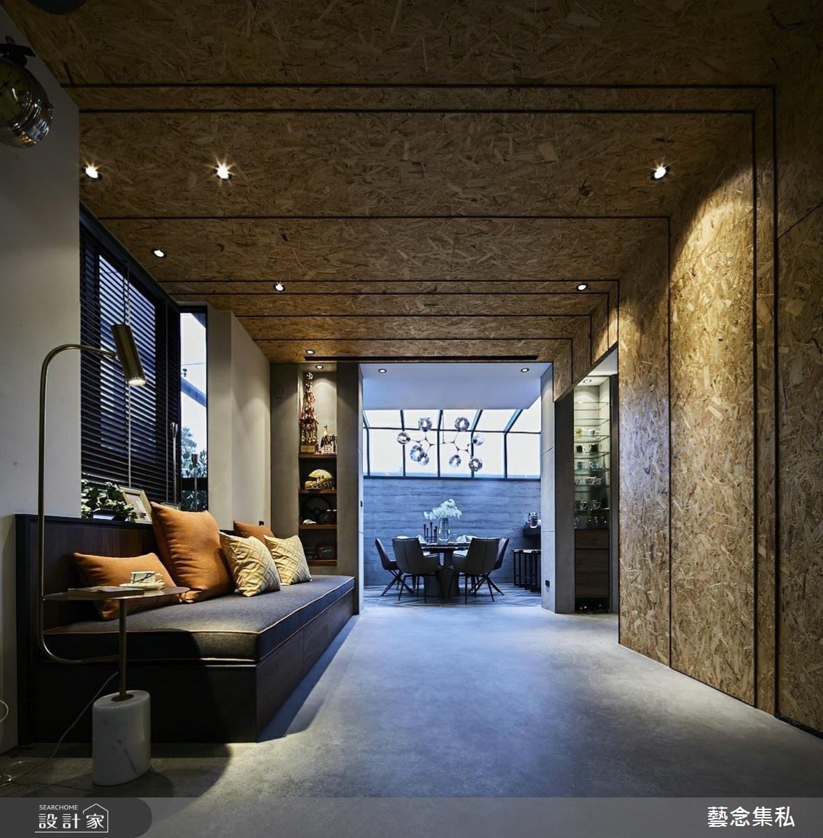 事業有成的屋主夫妻,從忙碌的城市生活中抽離,與好友