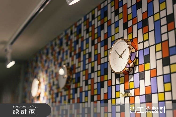 位於台北鬧區西門町的「Click Hotel」,為了呼應年輕