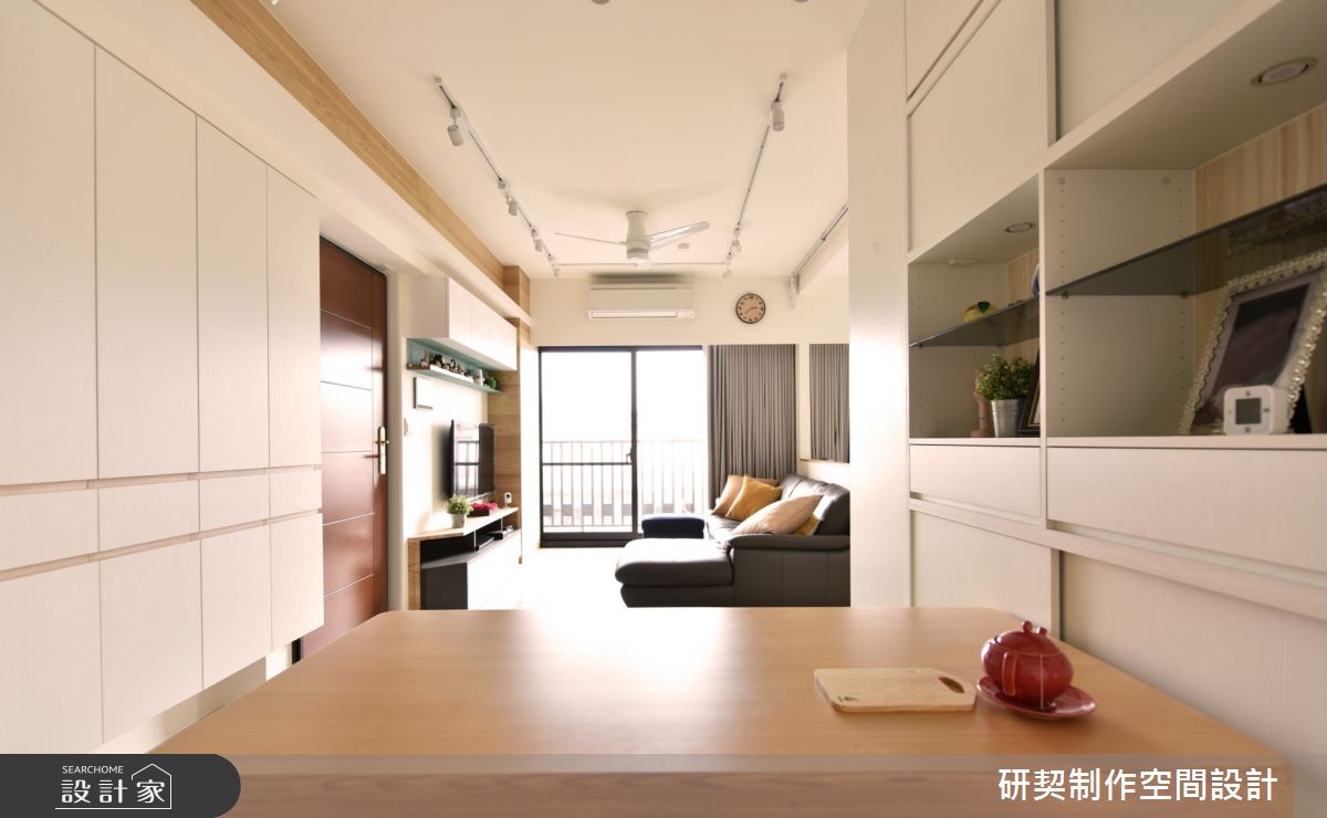 20 坪中古屋,設計師將其改造為北歐風居宅,並依循屋