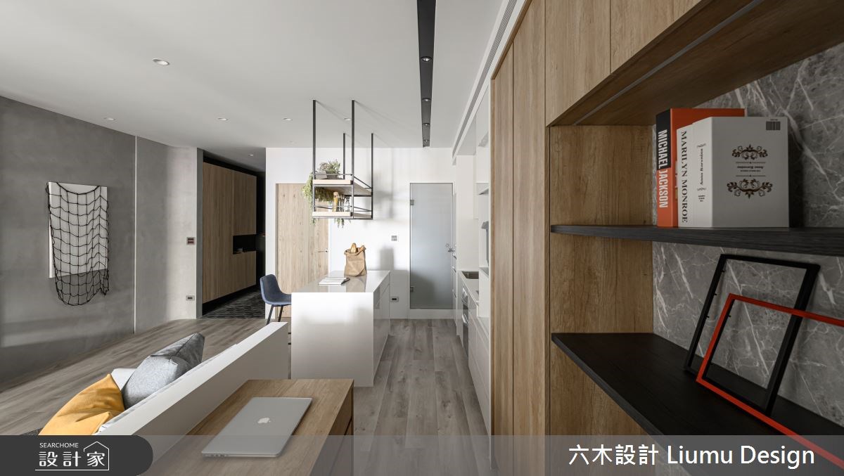 面對屋齡 50 年的老屋翻新,以及隨之而來的採光不良、