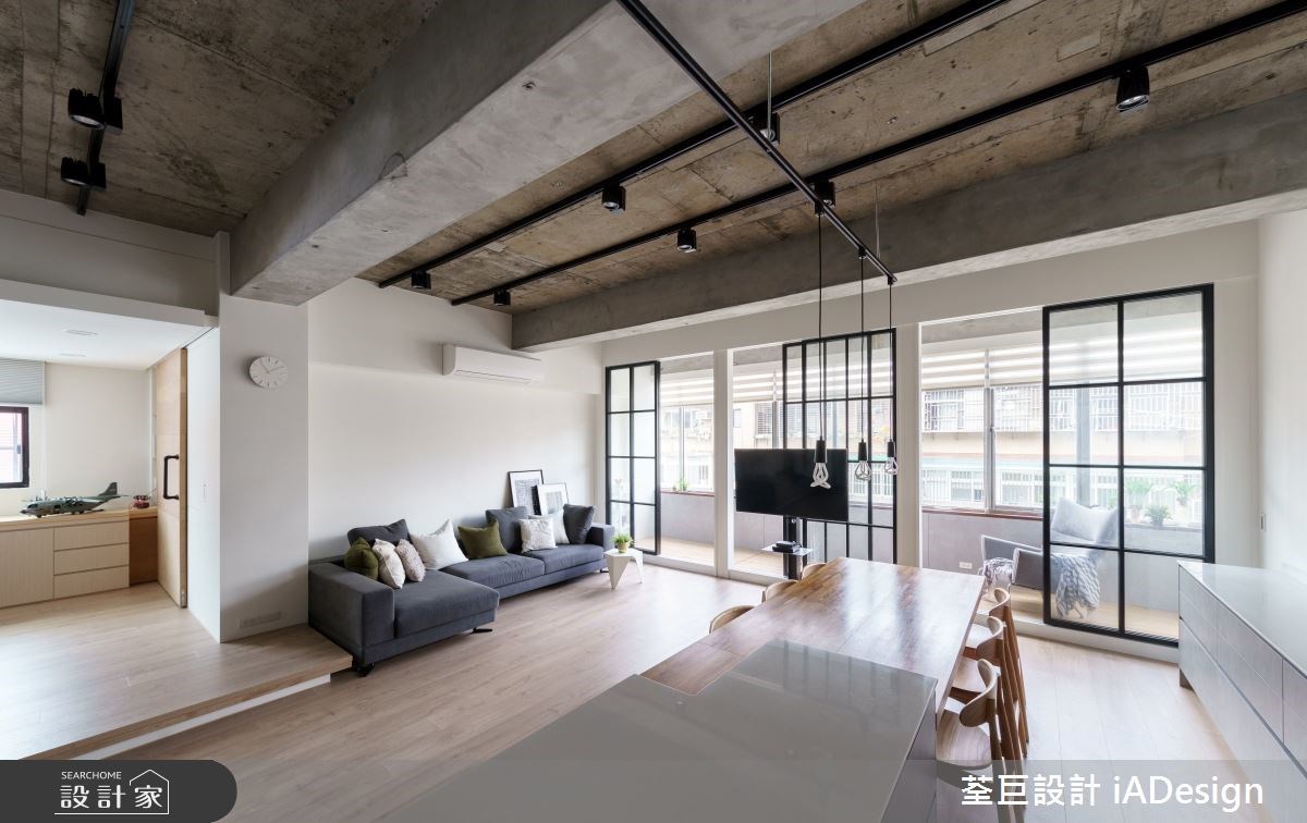 50 坪單層住家,前身是屋齡 28 年的印刷舊廠,原屋況
