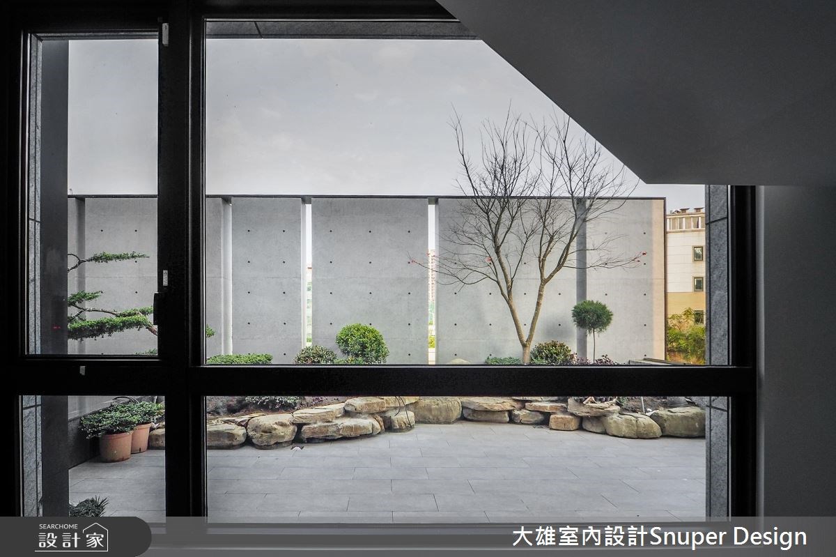 在人與人越來越疏離的現在,有多代同堂的家族願意透過