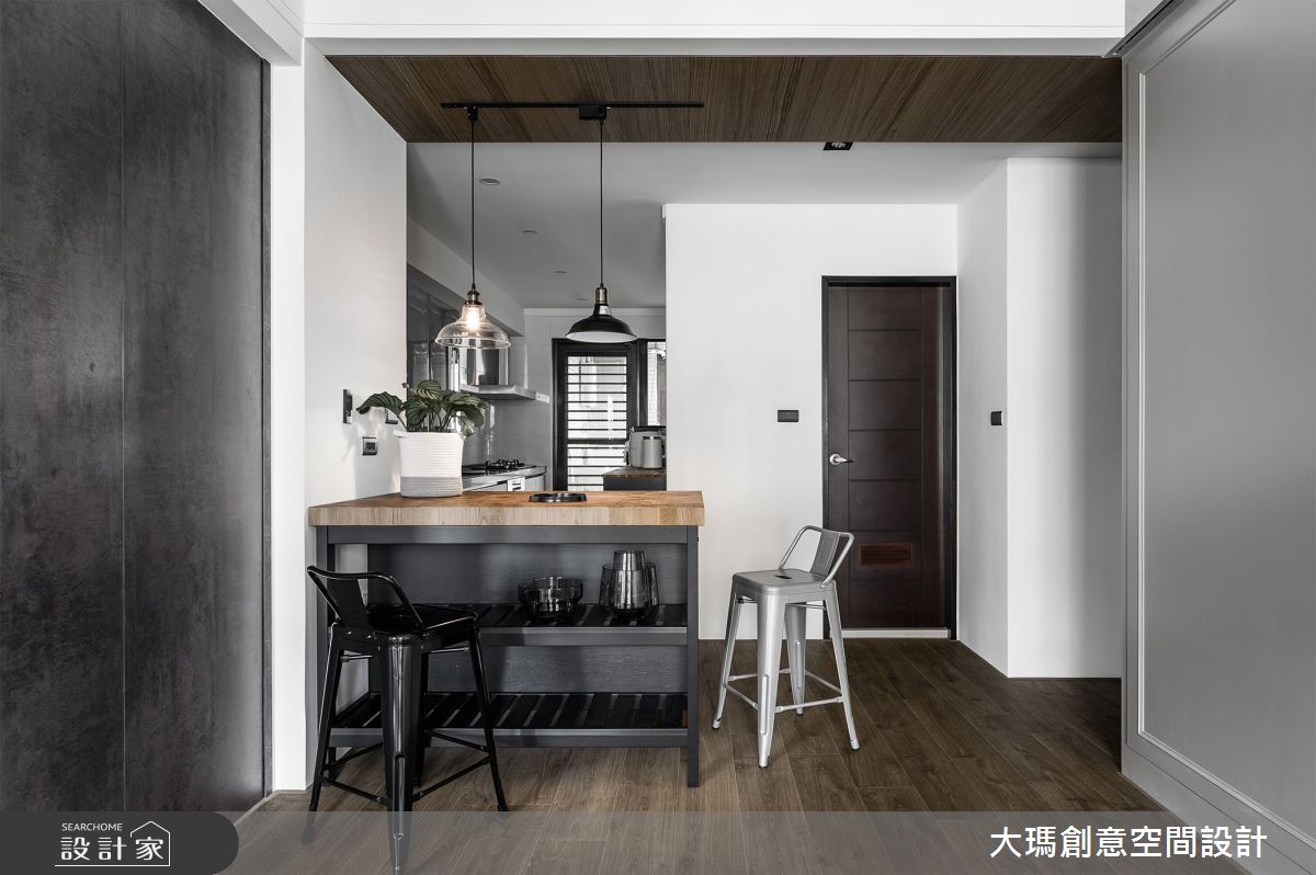 36 坪現代風居家,前身為中古屋,設計師將將舊有裝修