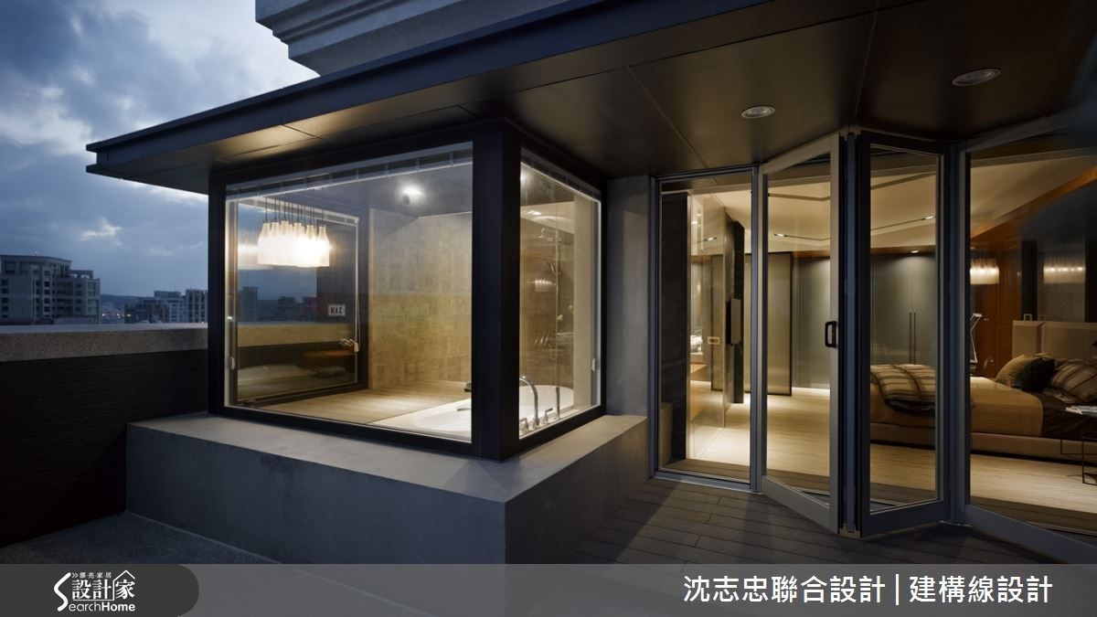 在了解屋主經常旅居國外後,設計師決定拋棄制式的格局