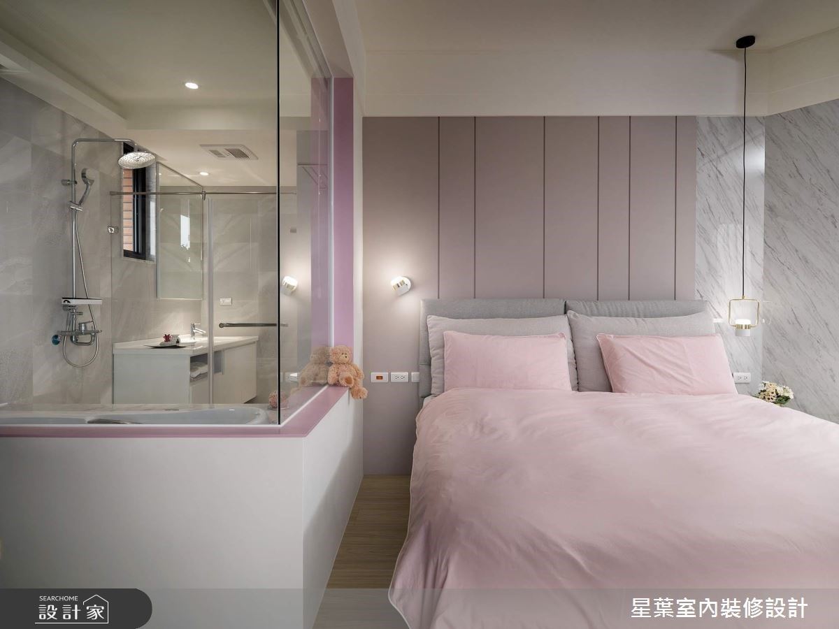 主臥巧妙運用傾斜柱體避免視線直接穿透,增加了睡眠安定感。 主臥巧妙運用傾斜柱體避免視線直接穿透,增加了睡眠安定感。