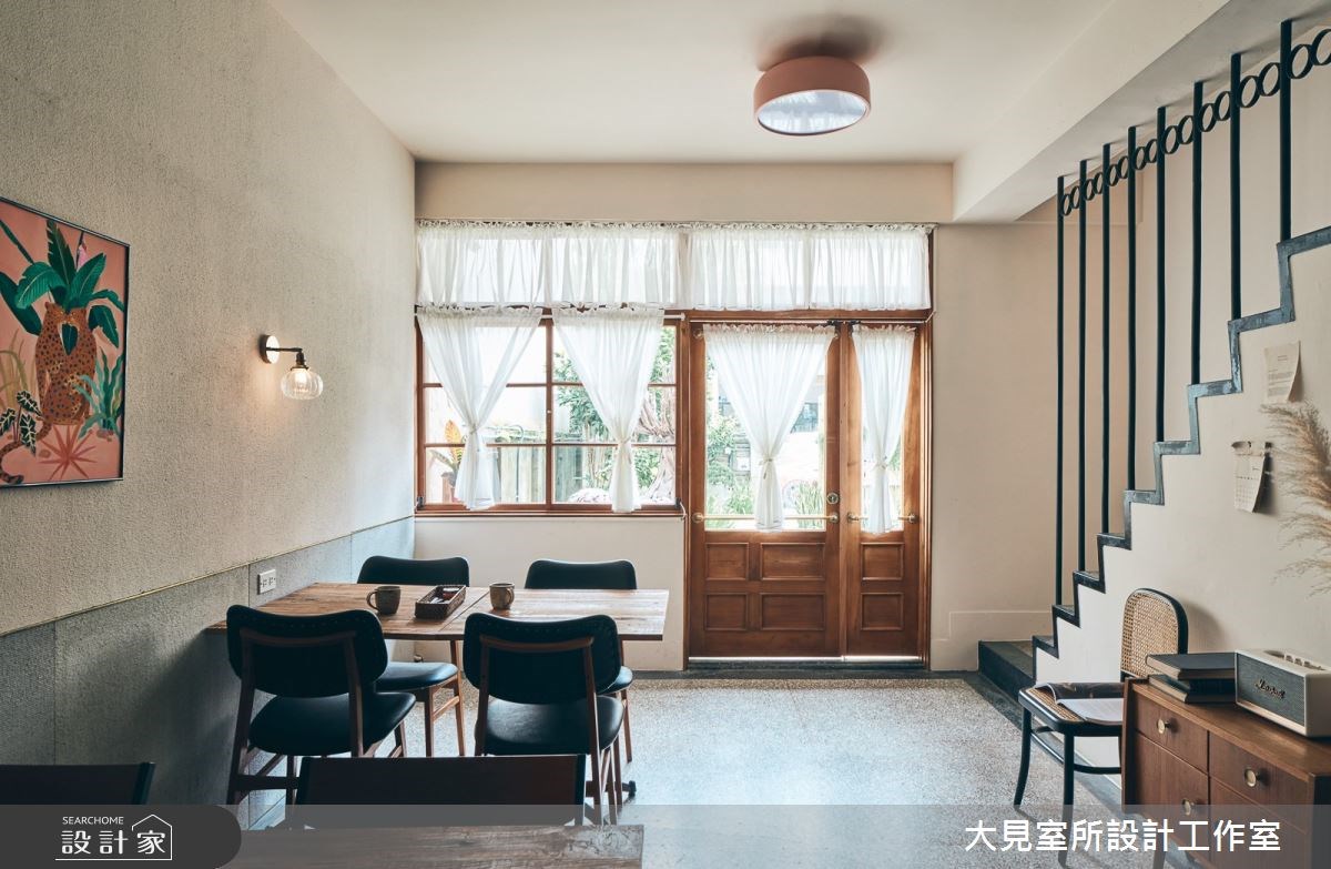 這處位於台中的早午餐店「home home」,由47坪的日式