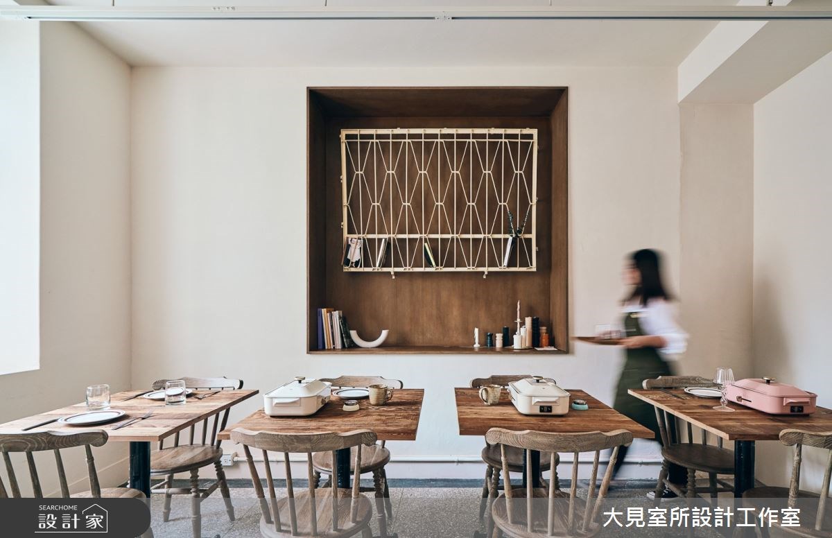 這處位於台中的早午餐店「home home」,由47坪的日式