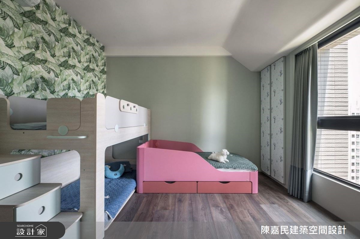 90坪奢華風豪宅設計,從事營建業的屋主平時在家工作,