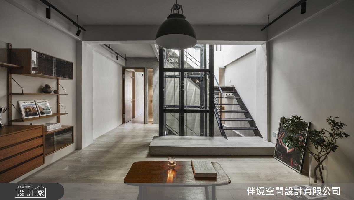 看更多透天別墅的老屋翻新。 看更多透天別墅的老屋翻新。