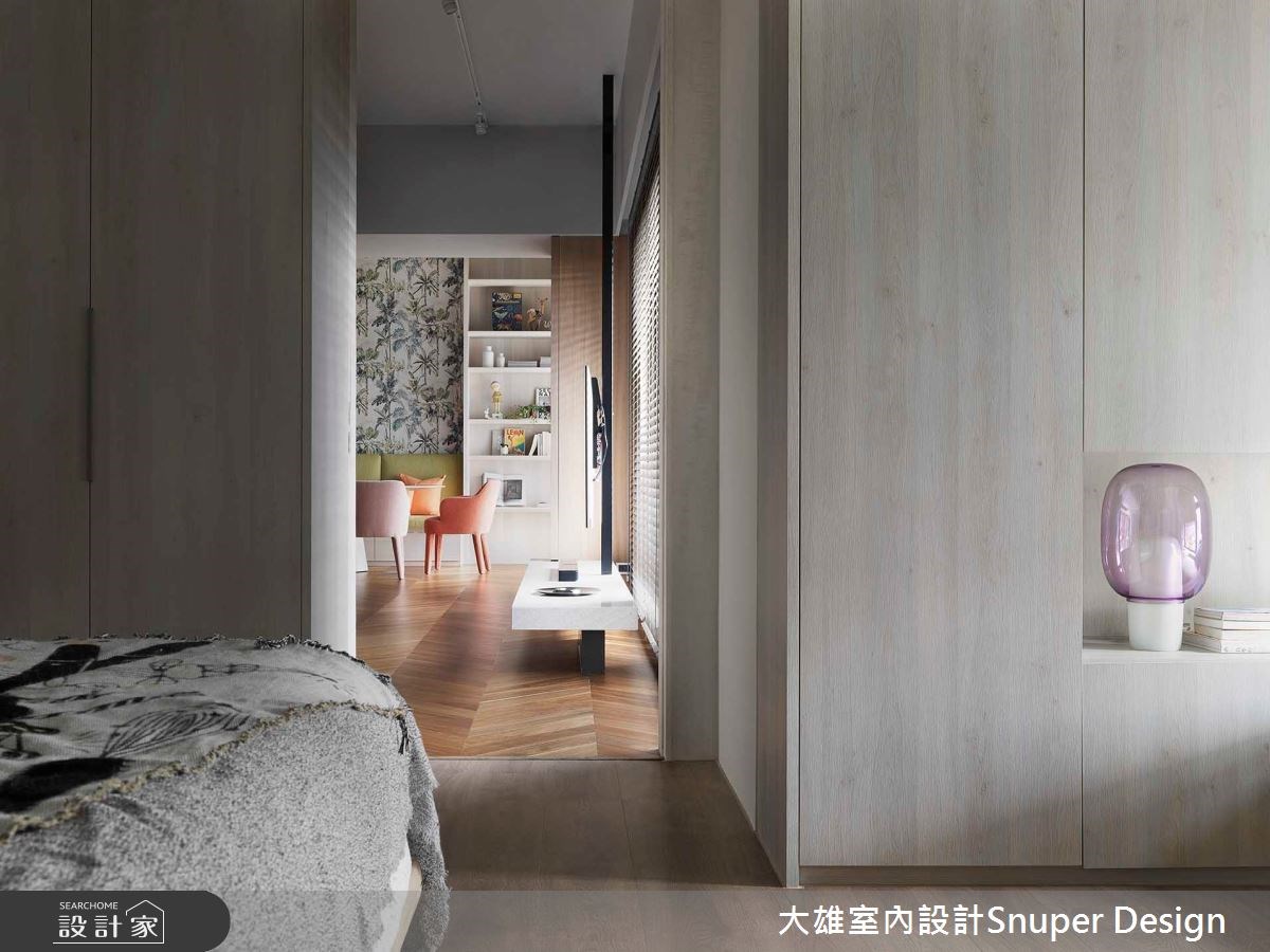 生活的習慣決定了空間的樣態,45 坪的現代風親子宅以