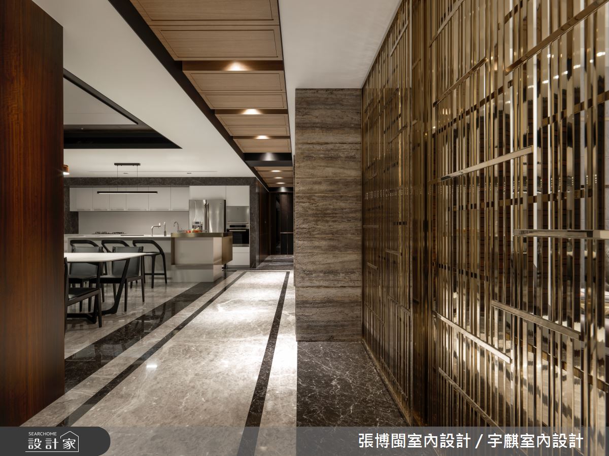 80 坪奢華風居家,空間加入鍍鈦金屬、實木皮染色、石
