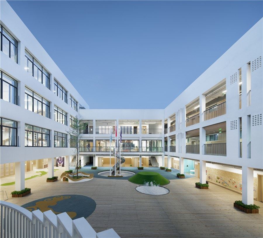 王俊寶,2006年創立迪卡建築設計中心,十多年來專注教