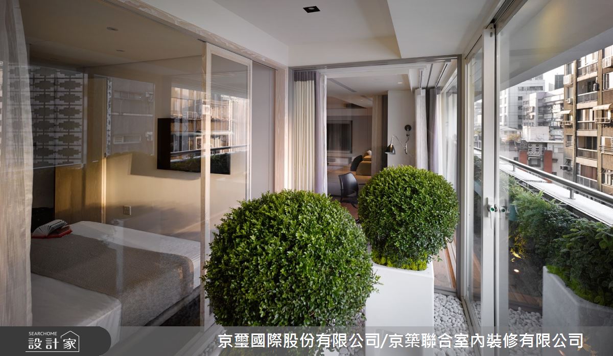 文明越進步,對人的框架也增多,無論是來自環境、工作