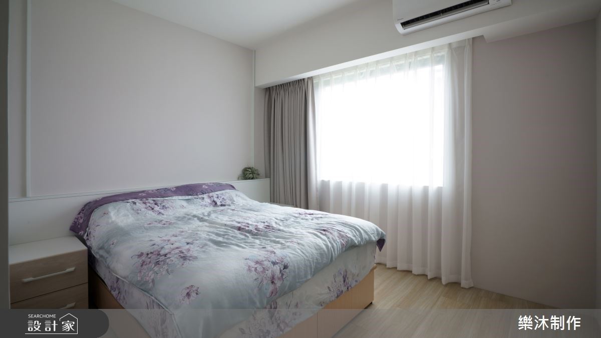 24坪小屋座落在在文教風氣盛行的中正區,轉過一個街區