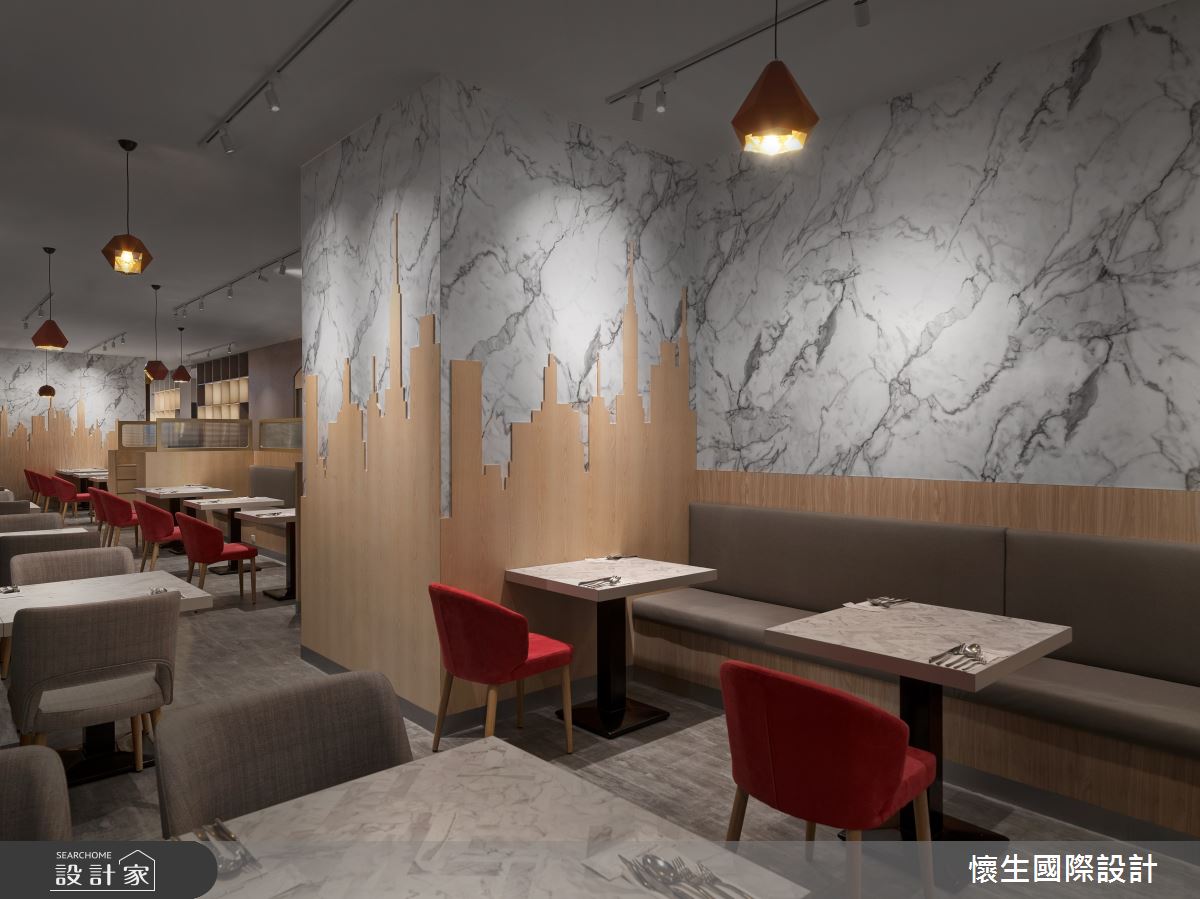 150 坪現代風商業空間,為王品集團「西堤牛排」的店面