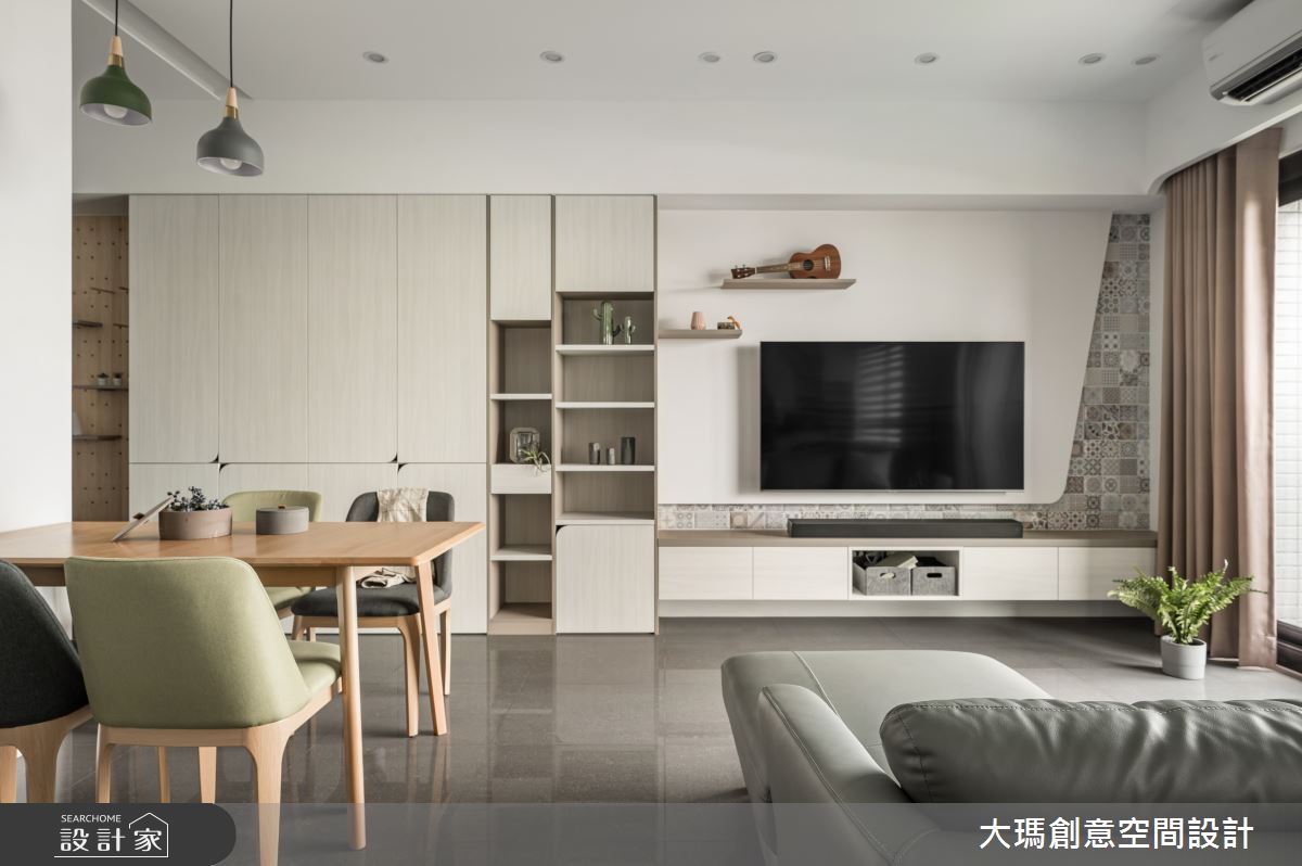 22坪的小居家空間,因原先動線配置較有限制,因此設計