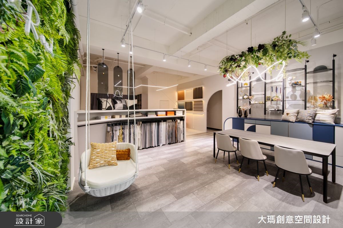 作為空間藝術設計品牌的實體店鋪,這間 19 坪的現代風
